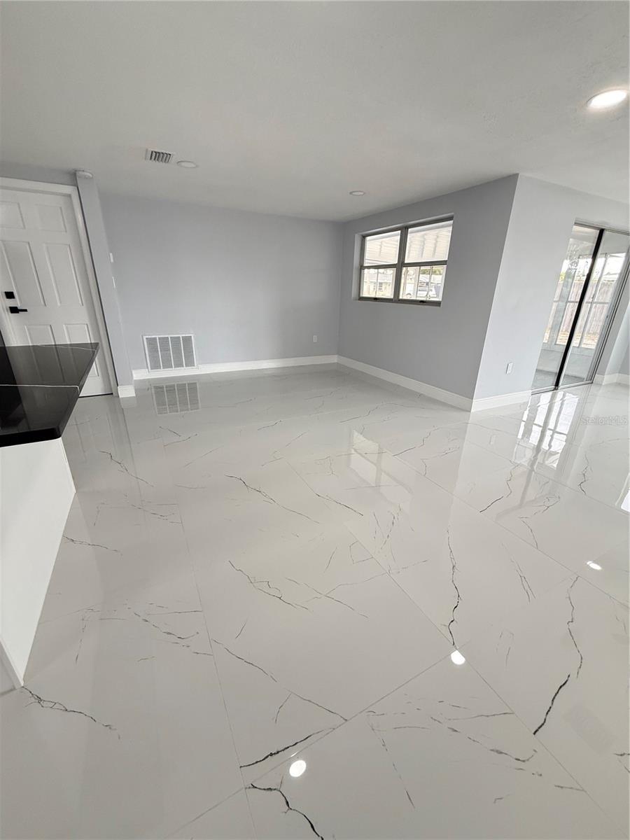 JASMINE LAKES - Residential