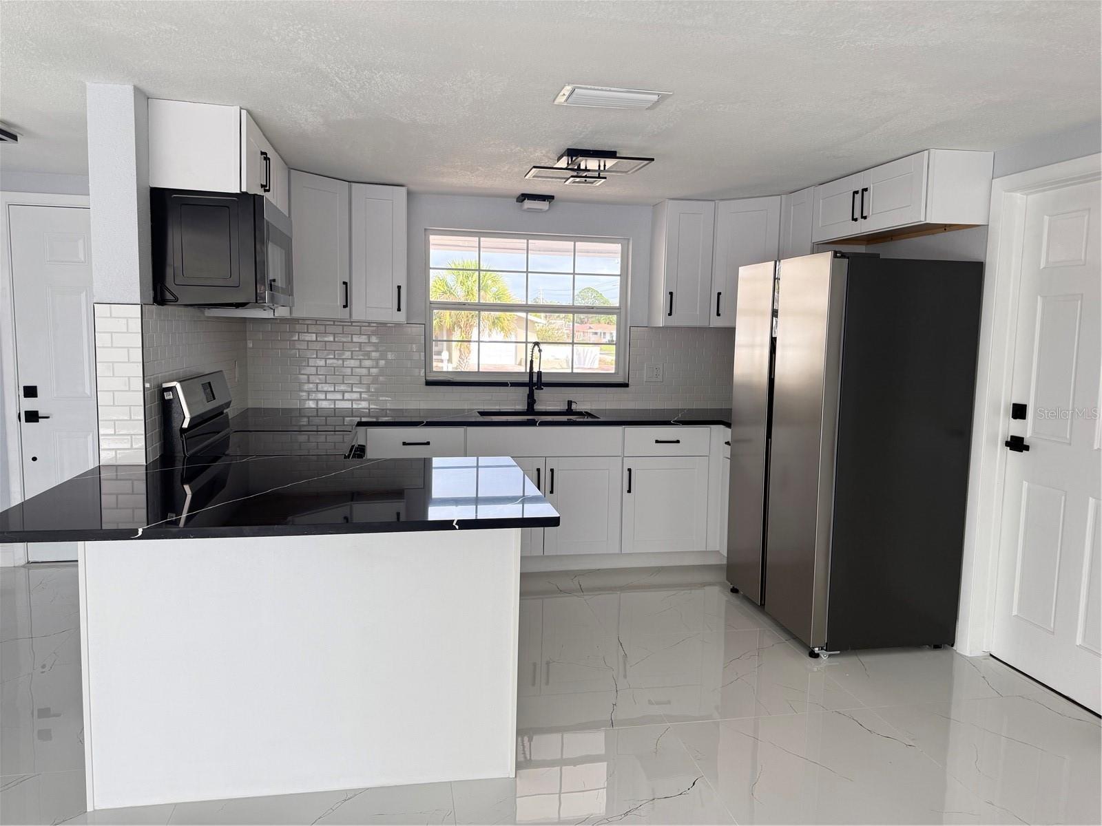 JASMINE LAKES - Residential