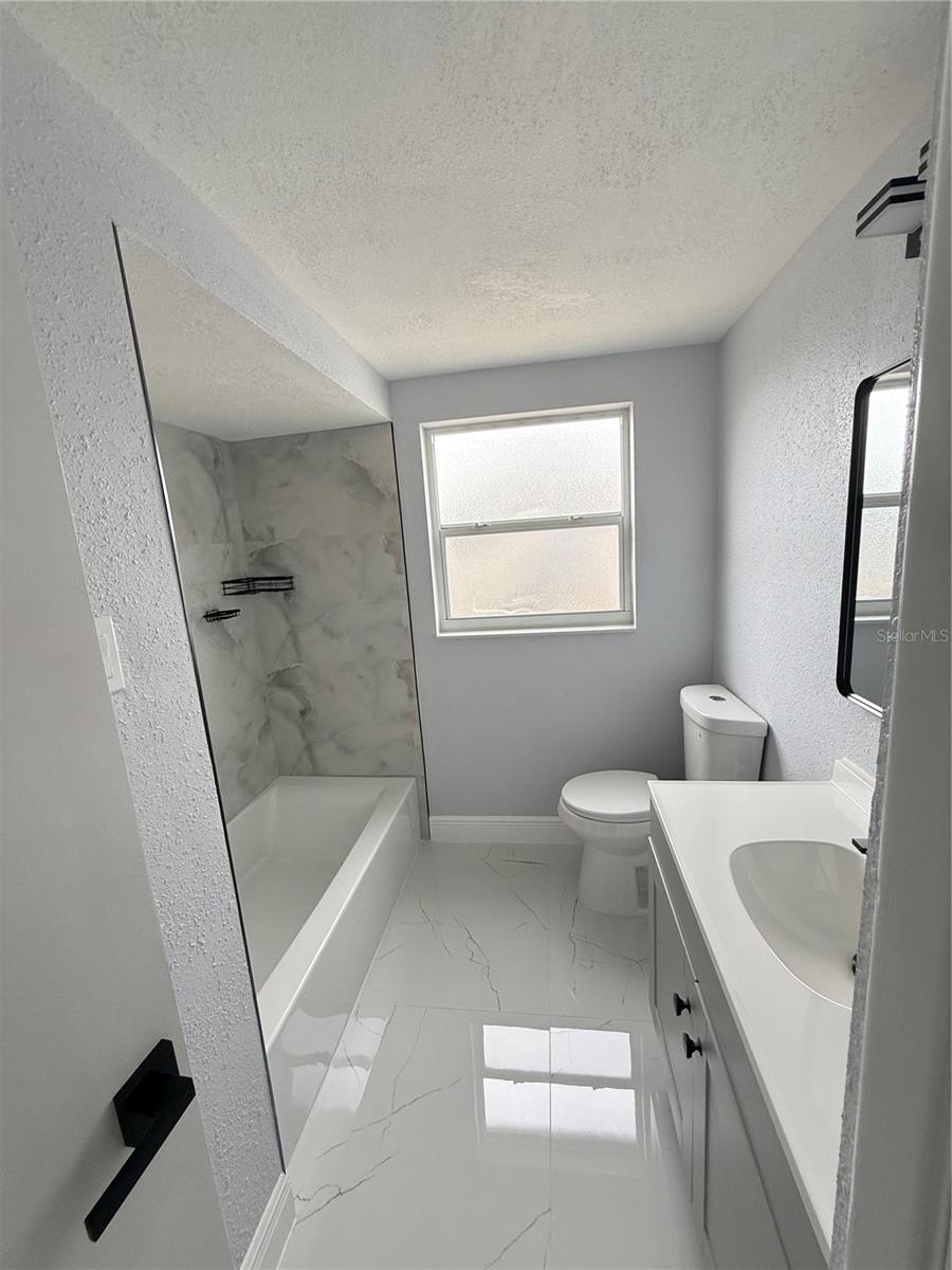 JASMINE LAKES - Residential