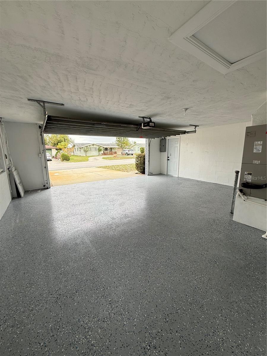 JASMINE LAKES - Residential