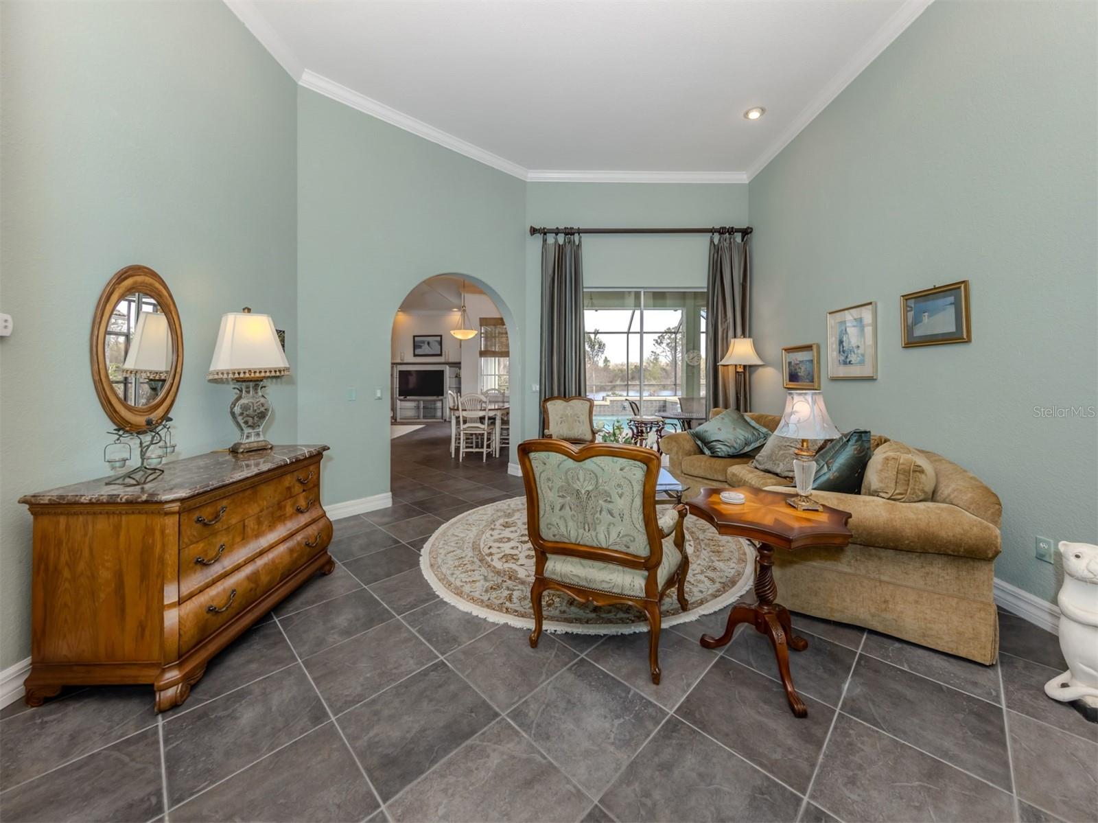 4245 VIA DEL VILLETTI DRIVE