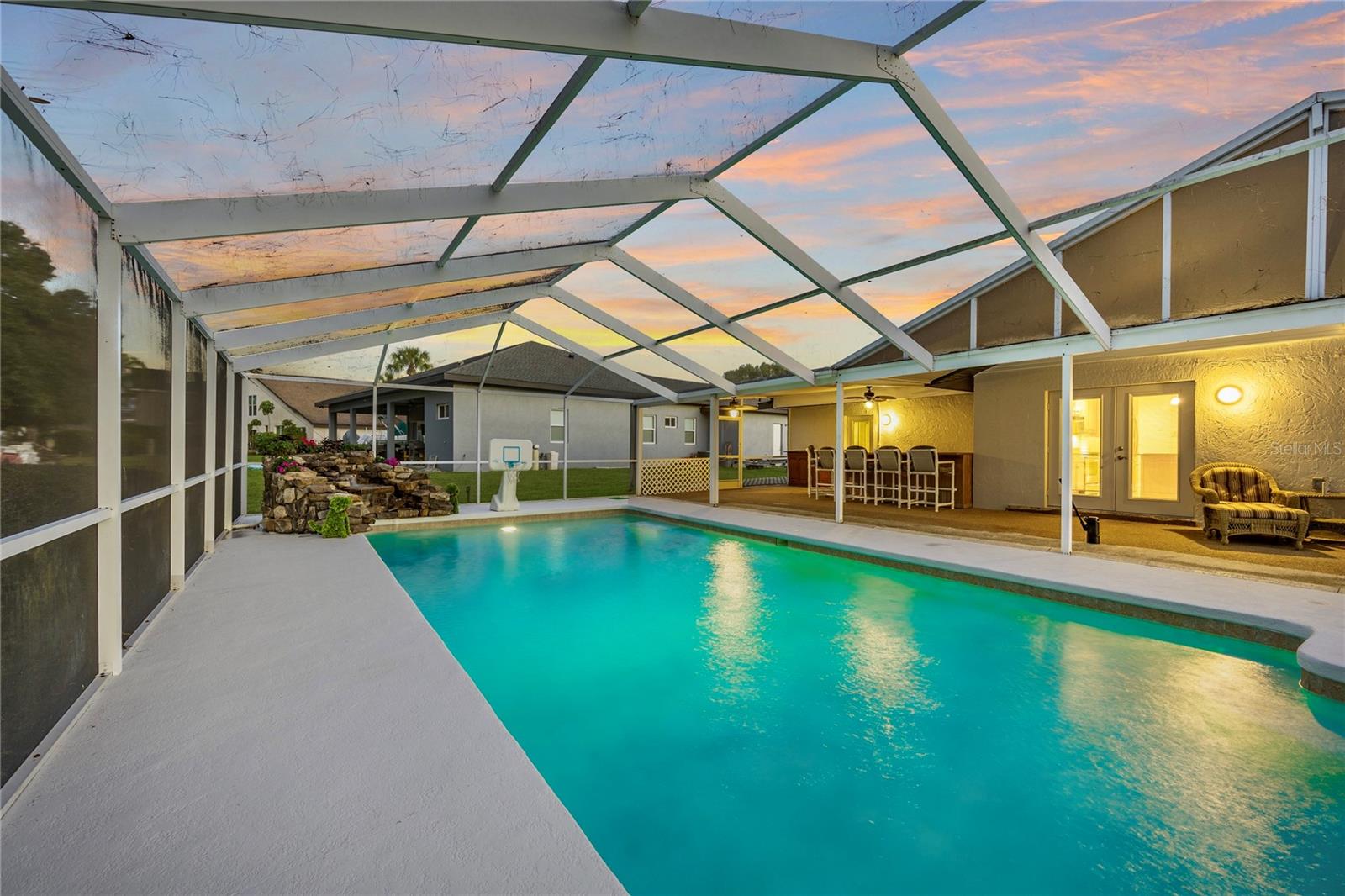 GROVE SHORE - Residential Lease