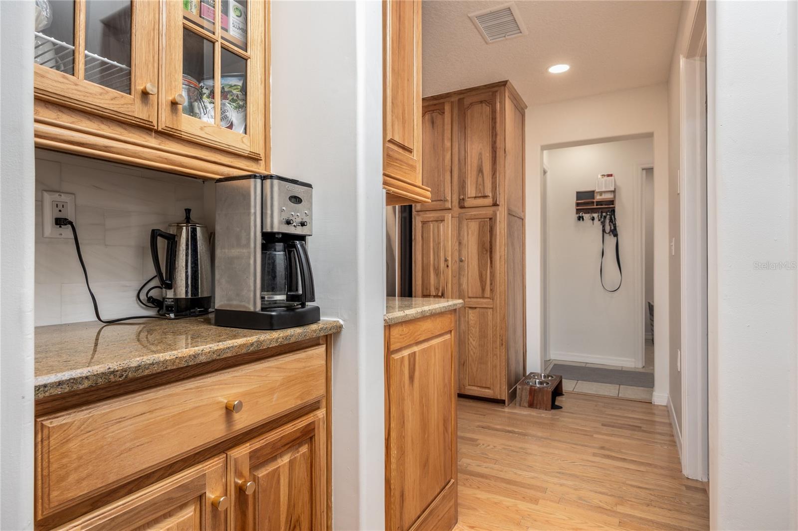 GROVE SHORE - Residential Lease