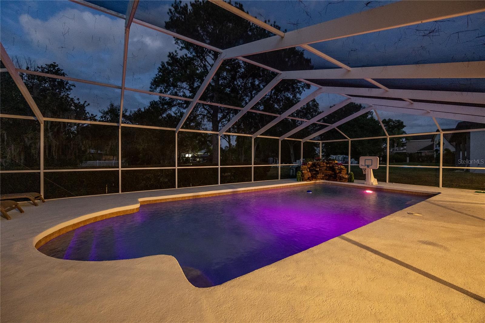 GROVE SHORE - Residential Lease