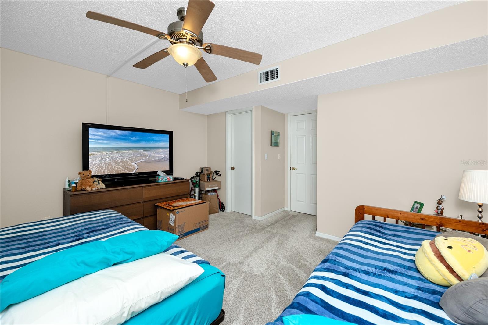 OAKS OF NORTHWOOD CONDO - Residential