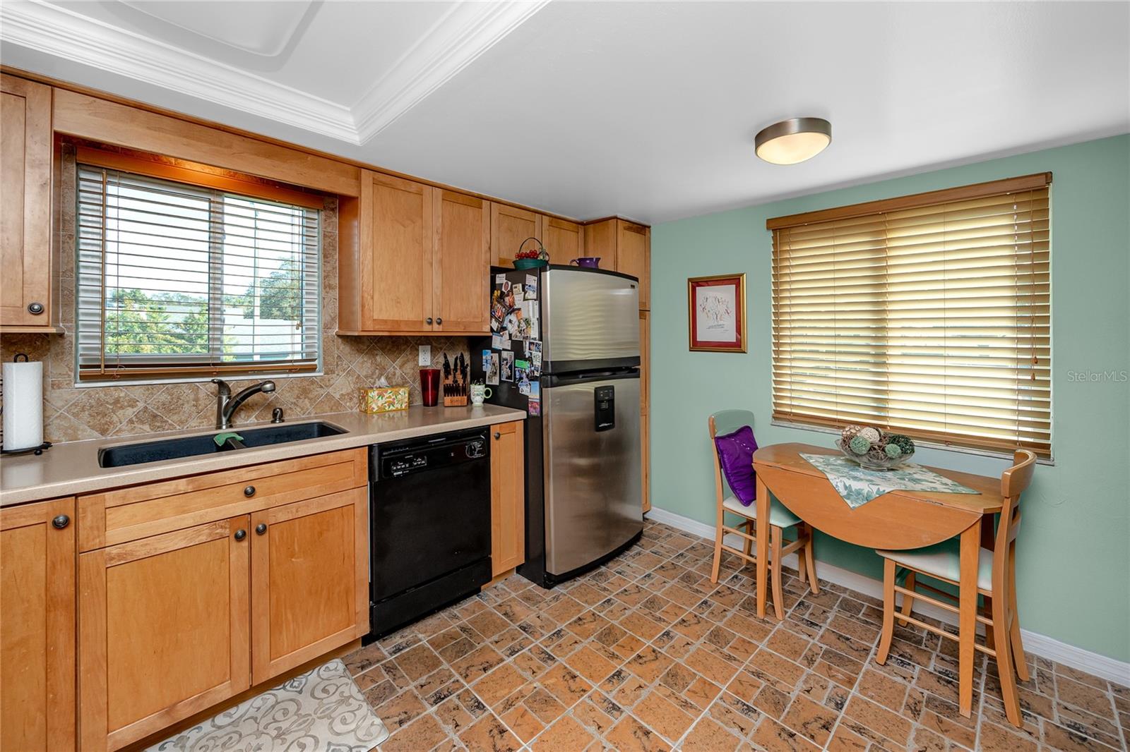 OAKS OF NORTHWOOD CONDO - Residential