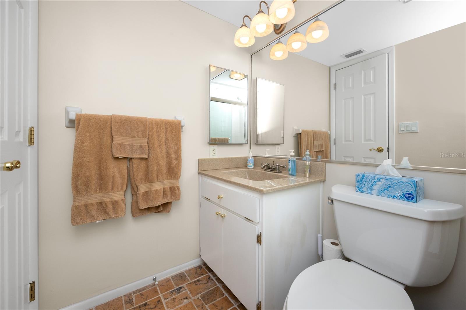 OAKS OF NORTHWOOD CONDO - Residential