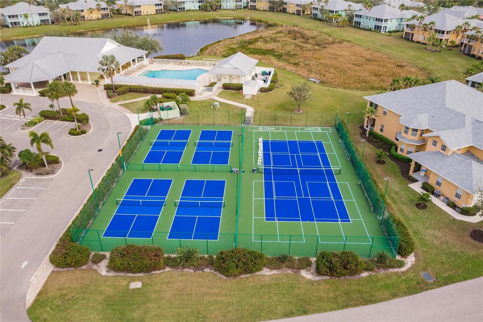 LAKE FRONT VLS/HERITAGE LAKE PARK - Residential Lease