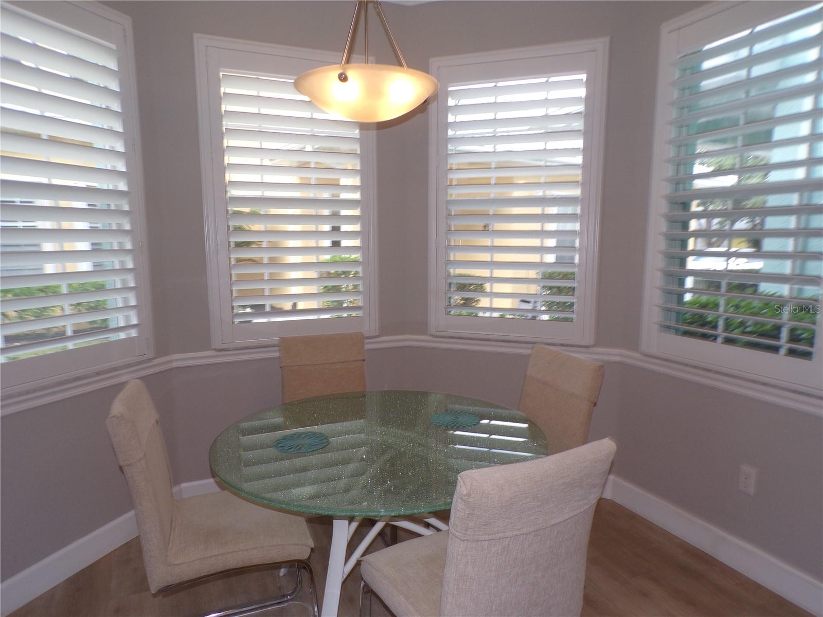 LAKE FRONT VLS/HERITAGE LAKE PARK - Residential Lease