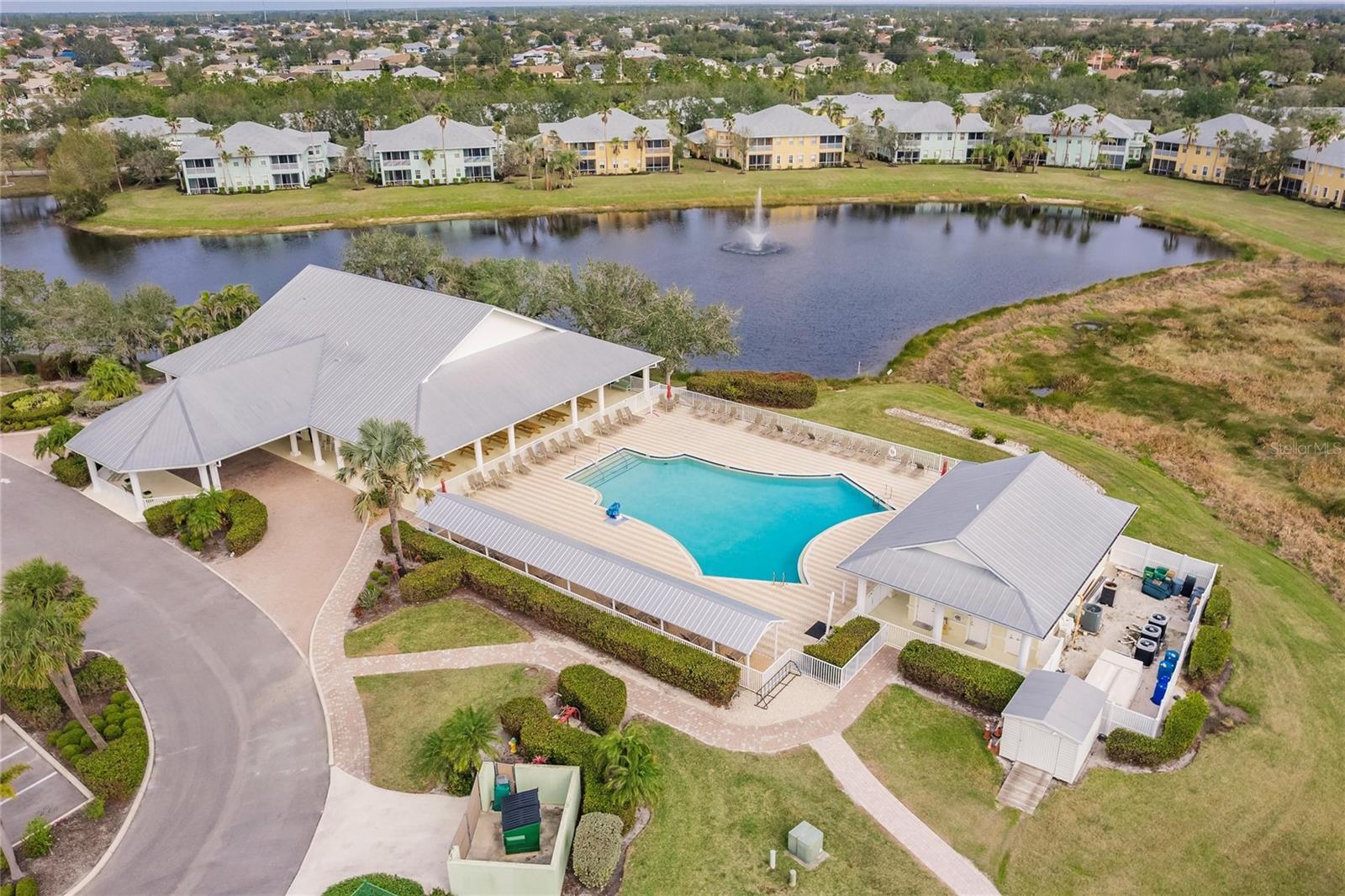 LAKE FRONT VLS/HERITAGE LAKE PARK - Residential Lease