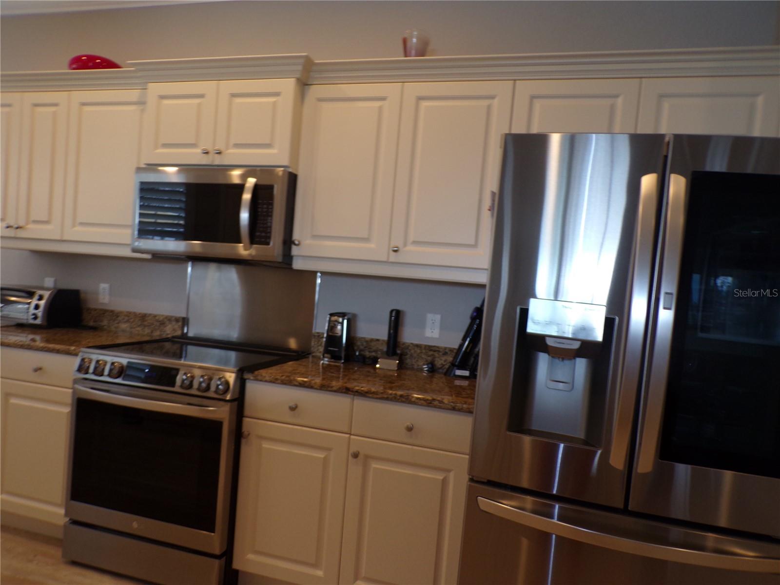 LAKE FRONT VLS/HERITAGE LAKE PARK - Residential Lease