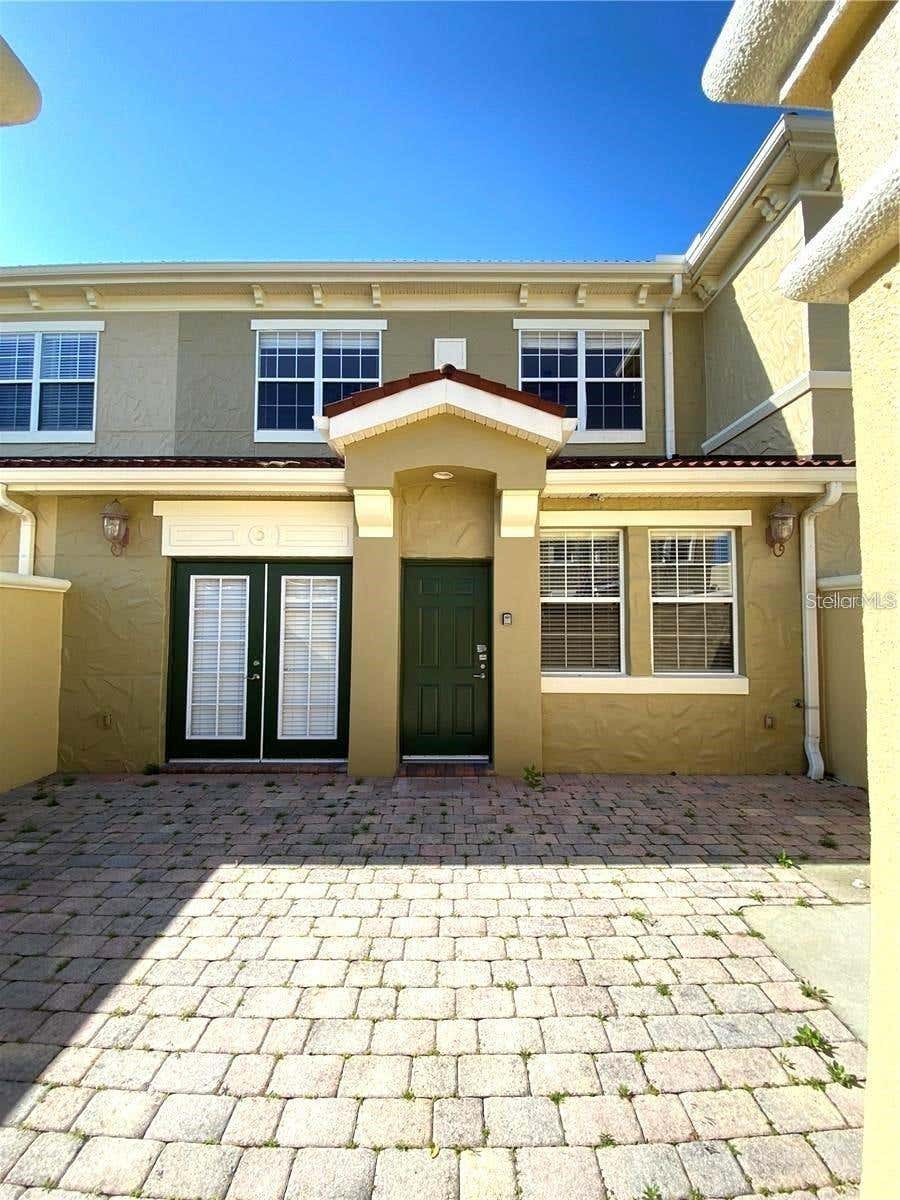 Photo of 3008 Bella Vista Drive, Davenport, FL 33897 (MLS # S5151411)