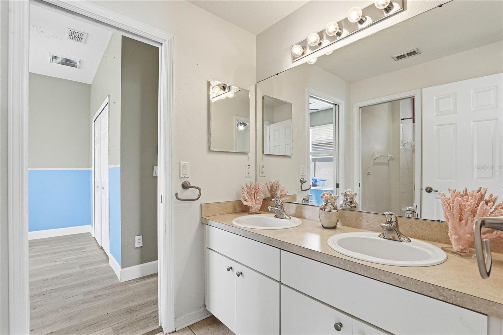 SOUTH FORK UNIT 11 - Residential