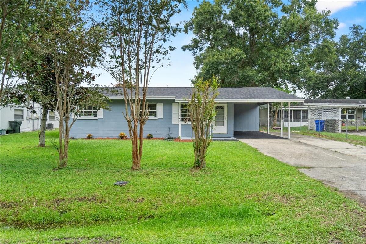 One or more photo(s) has been virtually staged. One or more photo(s) has been virtually staged. ? Completely Renovated & Move-In Ready! ? Welcome to this beautifully updated 3 bedroom, 2 bathroom home in the heart of Lakeland — just 1 mile from I-4 and minutes from shopping, dining, and entertainment. Upgrades galore completed in August 2025 include: NEW Roof (2025) NEW A/C & Air Ducts (2025) NEW Water Heater NEW Plumbing NEW Flooring Throughout NEW Appliances Step inside to find a modern, open layout filled with natural light and stylish finishes. The spacious living area flows into a HUGE screened-in patio, perfect for entertaining or relaxing year-round. Outside, you’ll love the large, fenced backyard — ideal for pets, gardening, or weekend BBQs. This home is a rare find, combining top-to-bottom renovations with a prime location. Whether you’re a first-time buyer or looking to downsize, everything is already done — just move in and enjoy!