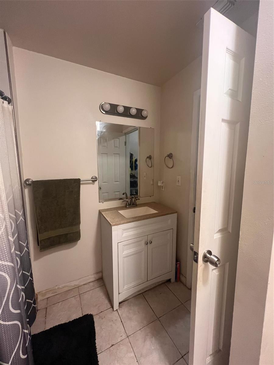 MAGNOLIA LAKES - Residential