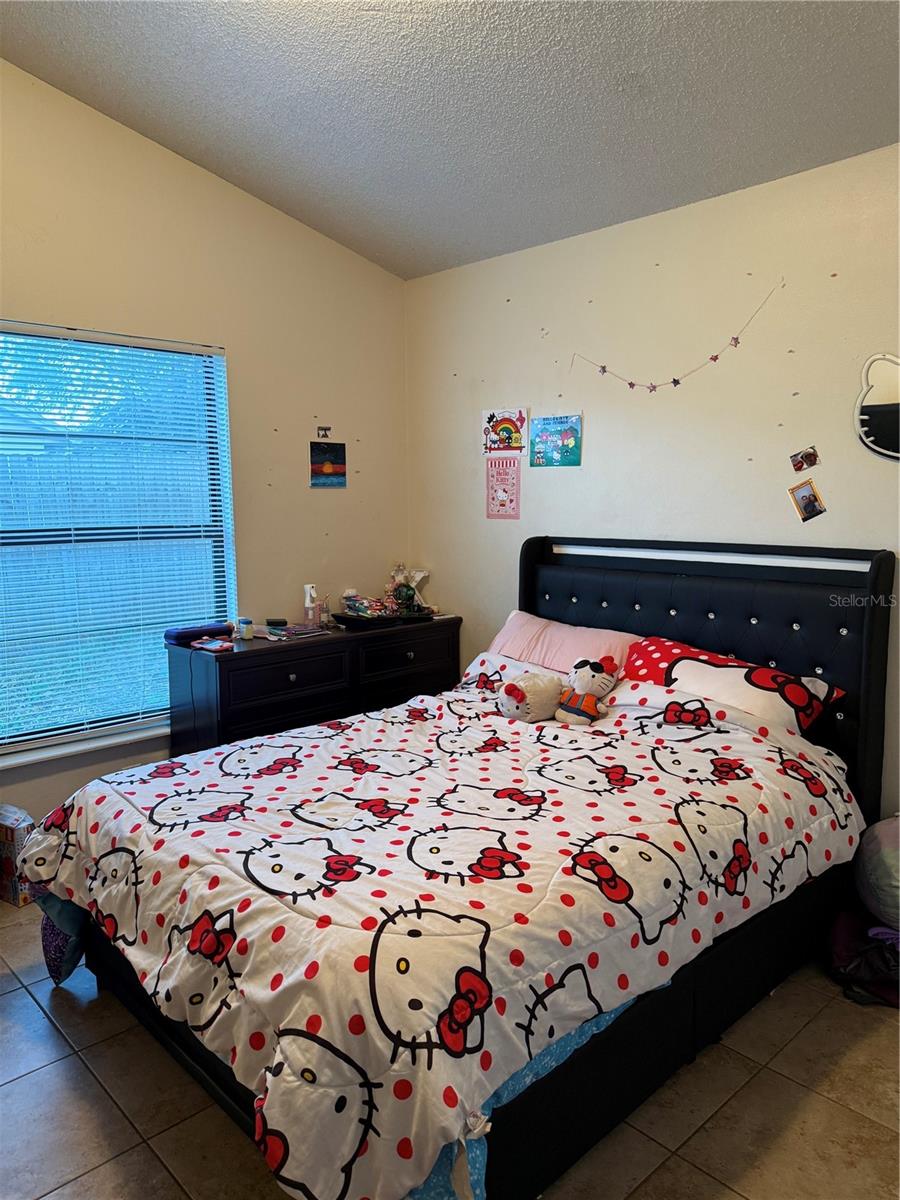 MAGNOLIA LAKES - Residential