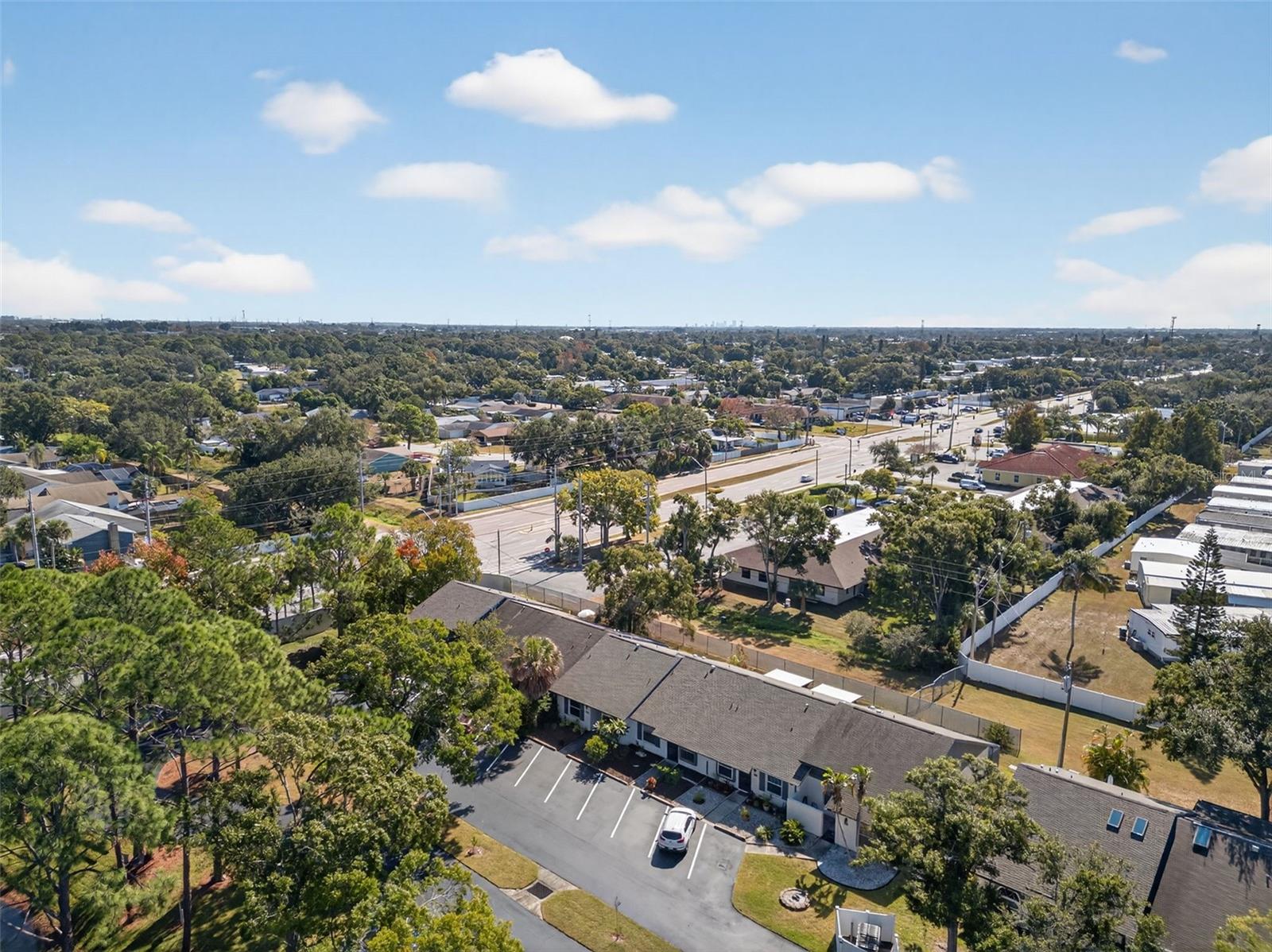BELLE OAK VILLAS - Residential