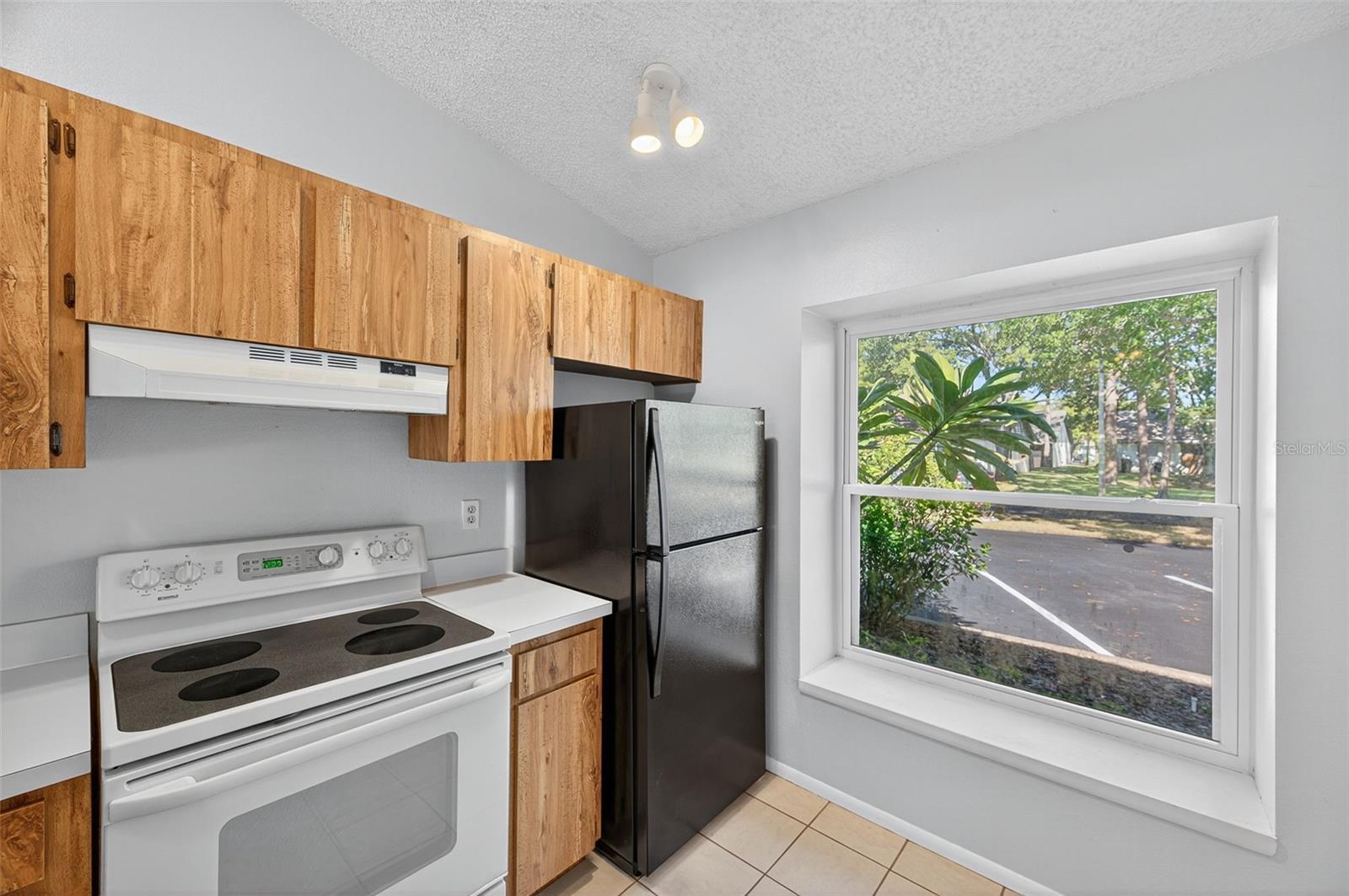 BELLE OAK VILLAS - Residential