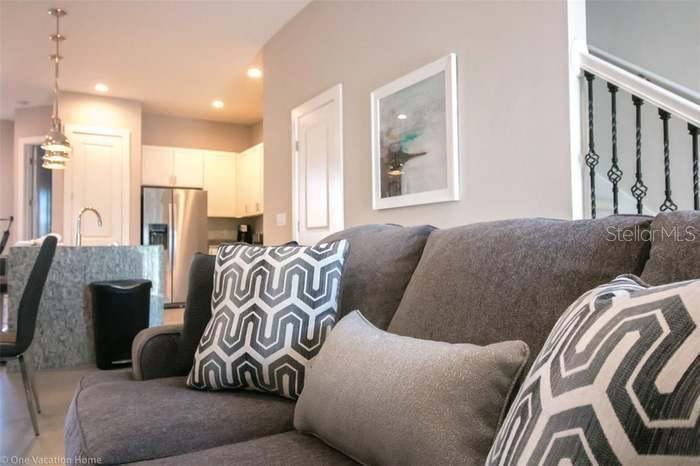 SUMMERVILLE RESORT PB 25 PGS 83-85 LOT 48 - Residential