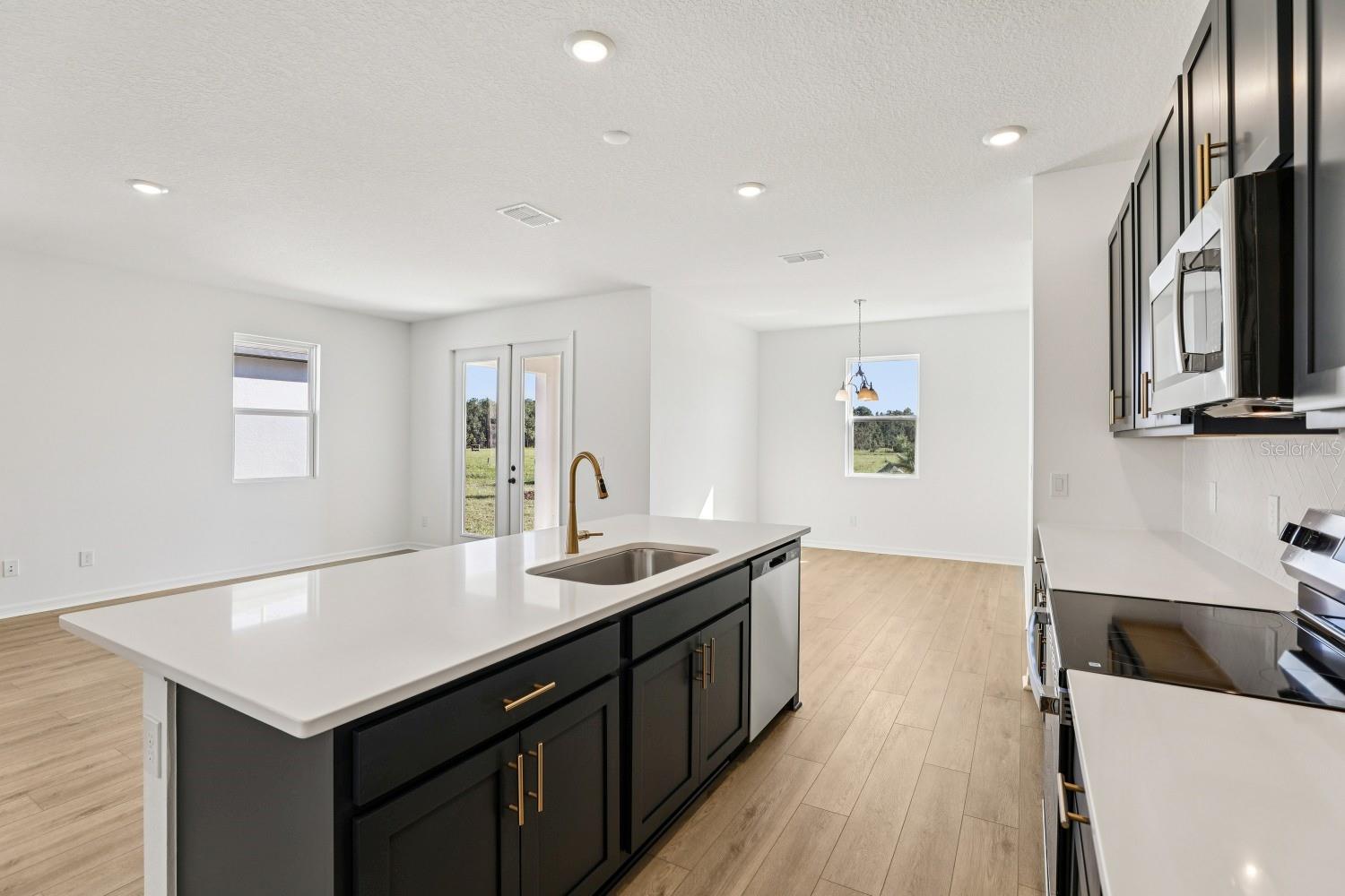 SUNBROOKE - Residential