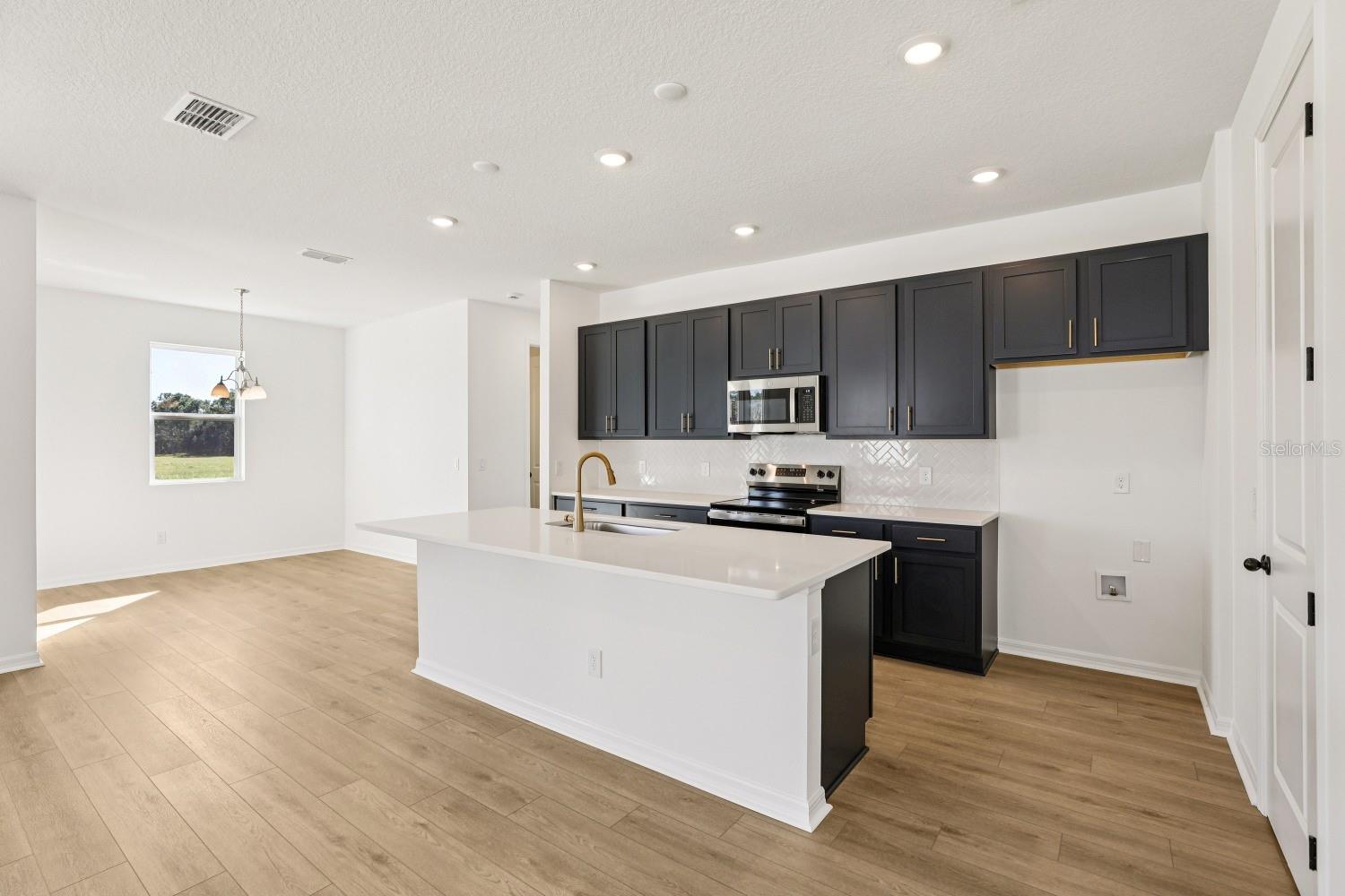 SUNBROOKE - Residential