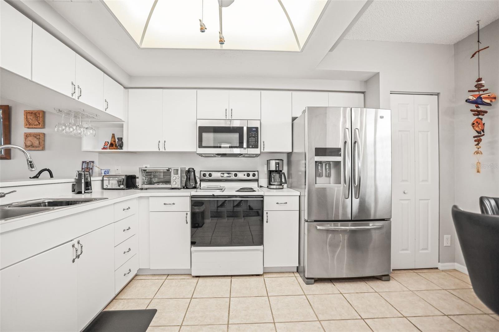 6399 SHORELINE DRIVE 4305