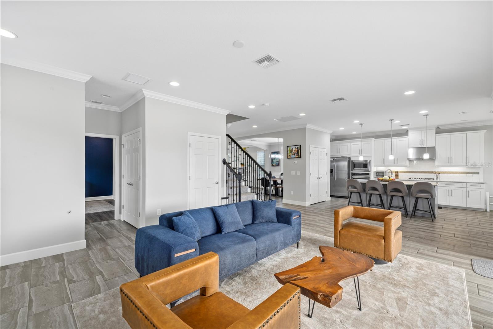ARBOR LAKES ON PALMER RANCH - Residential