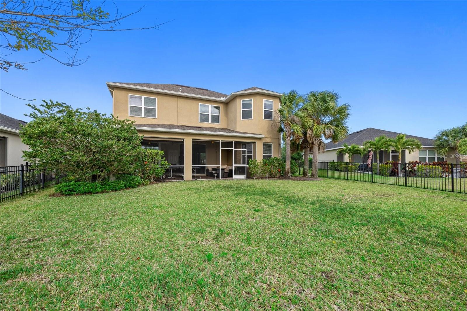 ARBOR LAKES ON PALMER RANCH - Residential