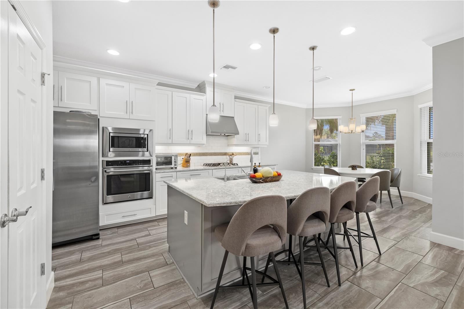ARBOR LAKES ON PALMER RANCH - Residential