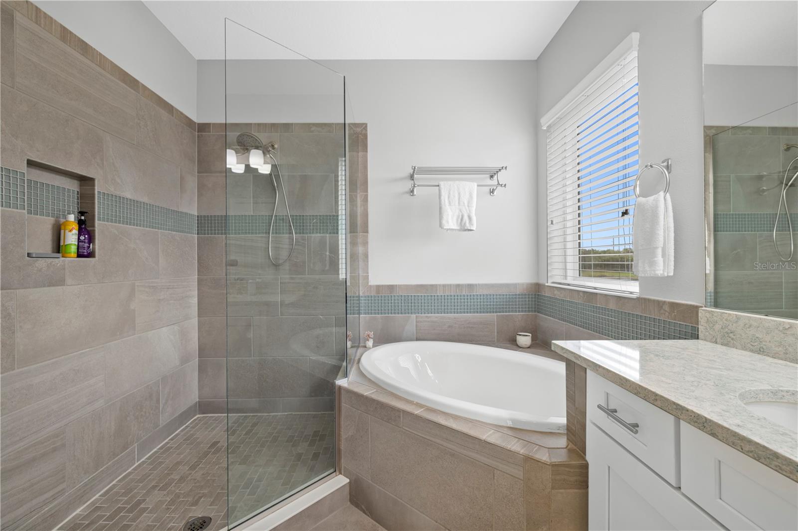 ARBOR LAKES ON PALMER RANCH - Residential