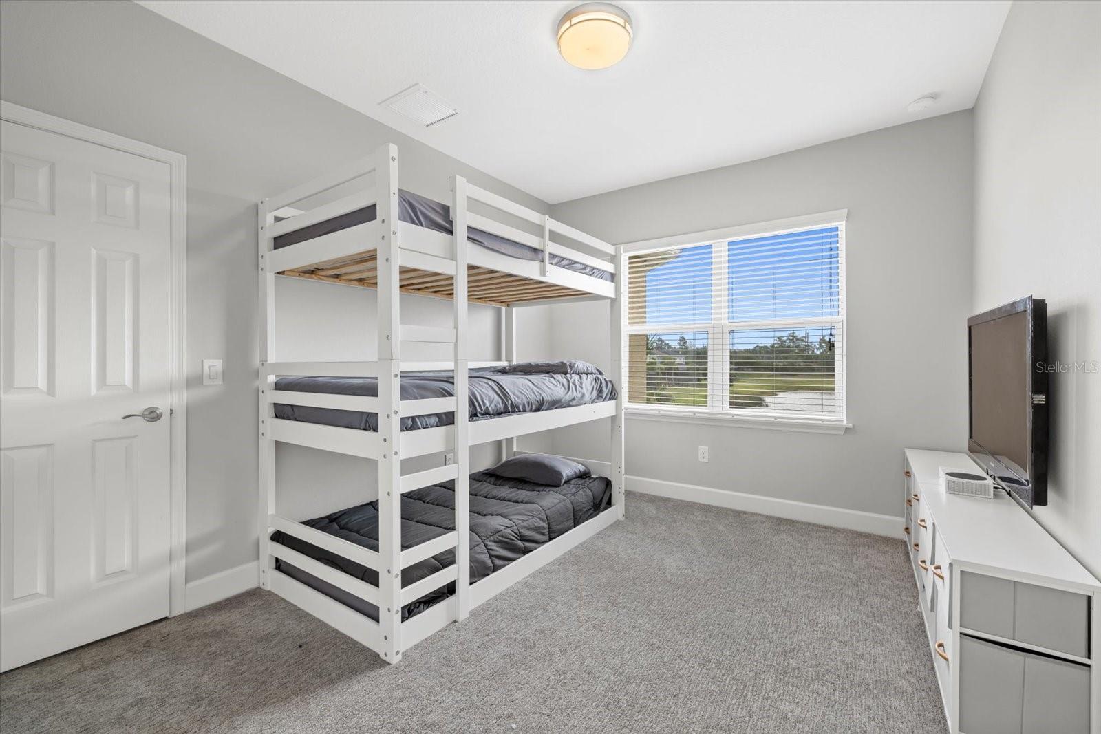 ARBOR LAKES ON PALMER RANCH - Residential