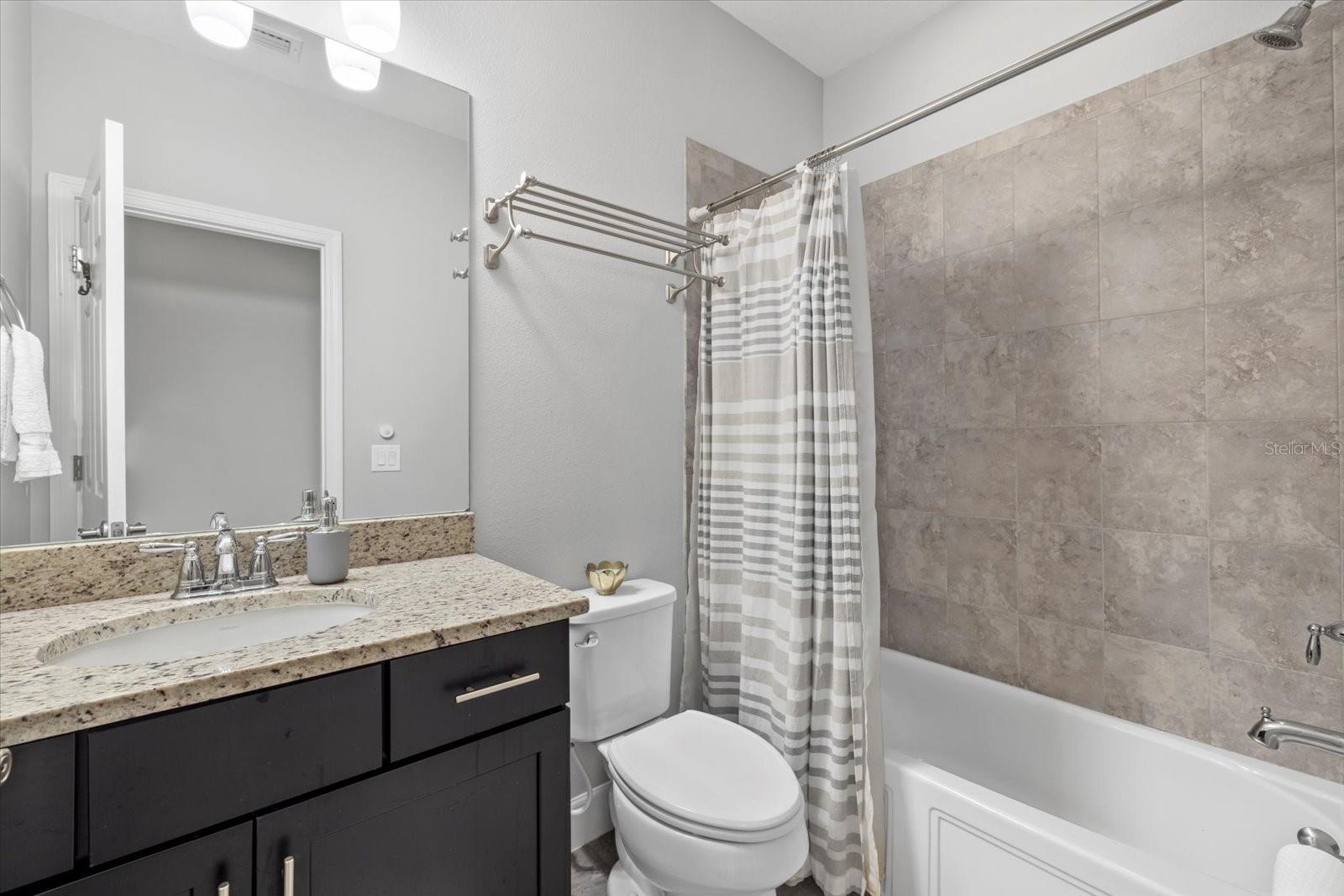 ARBOR LAKES ON PALMER RANCH - Residential