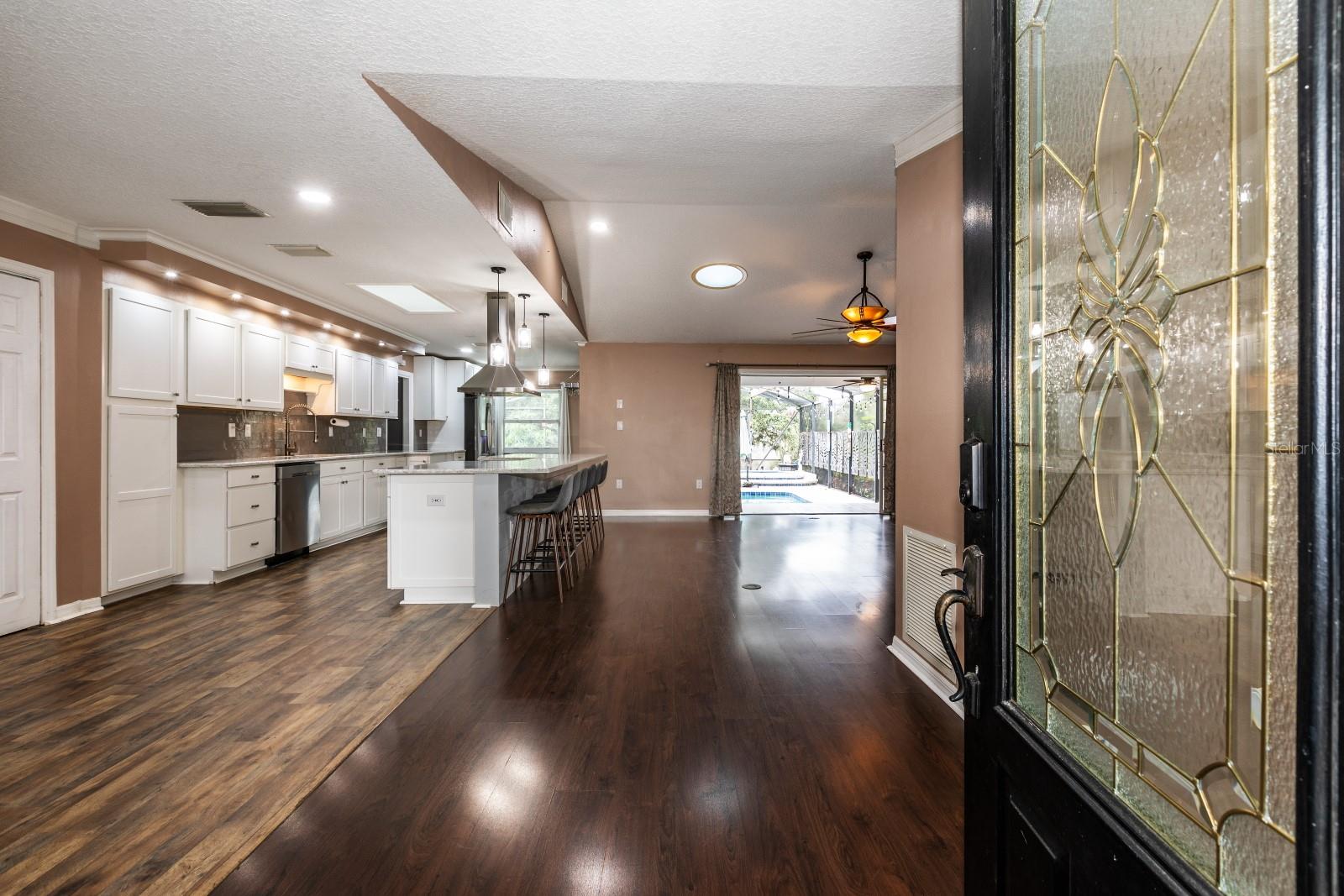 COUNTRY CLUB VIEW SUB - Residential