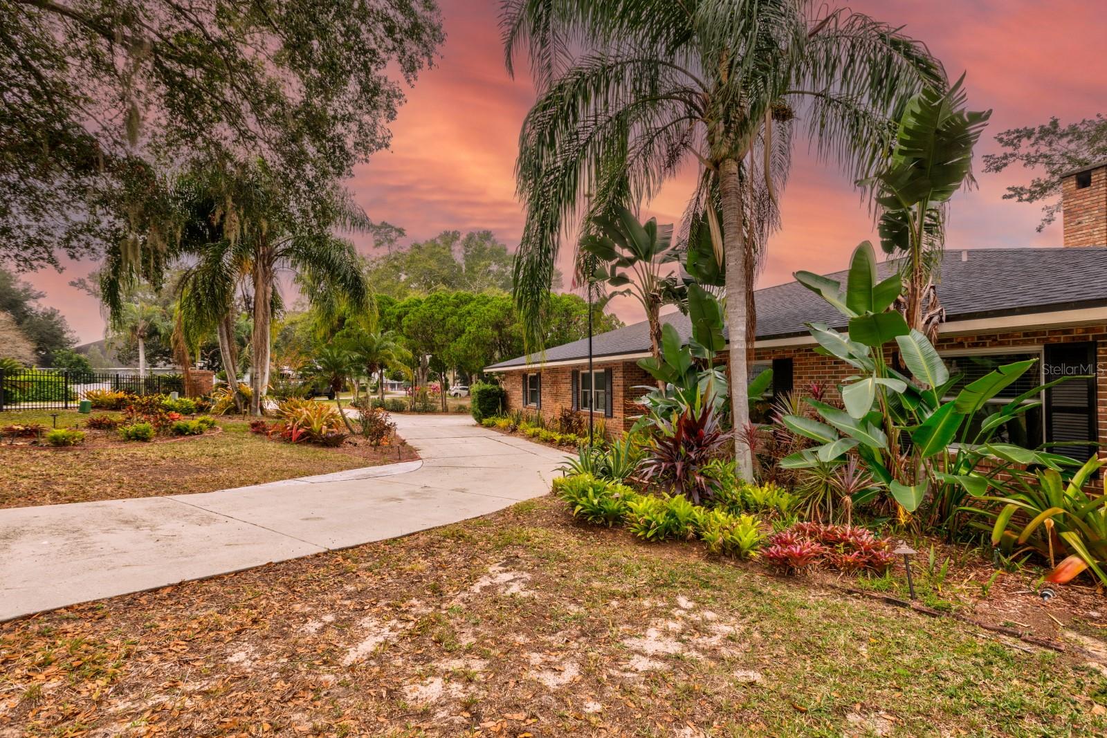 COUNTRY CLUB VIEW SUB - Residential