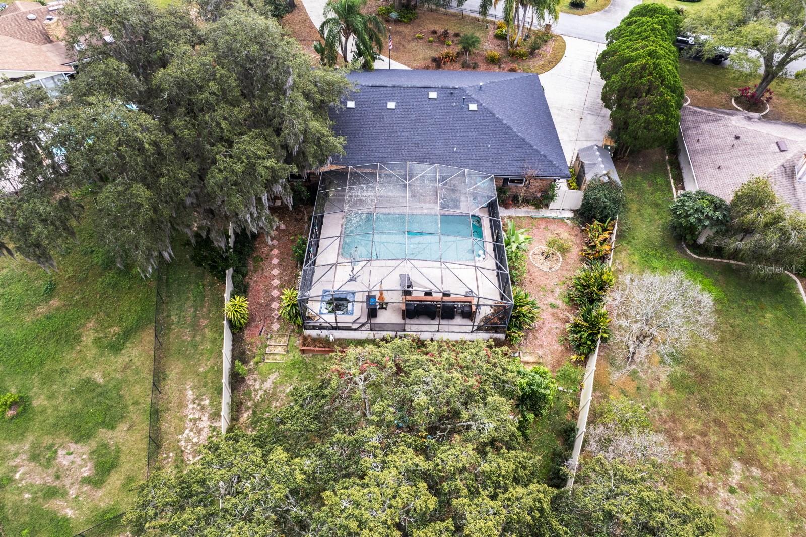 COUNTRY CLUB VIEW SUB - Residential