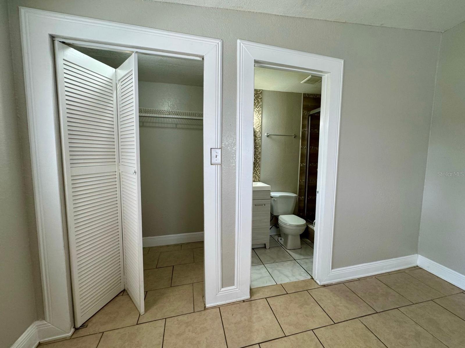 FIVACRES - Residential Lease