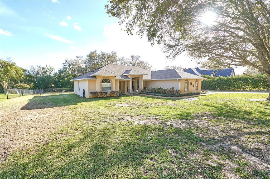 Photo of 23844 Sundance Drive, Sorrento, FL 32776 (MLS # O6388740)