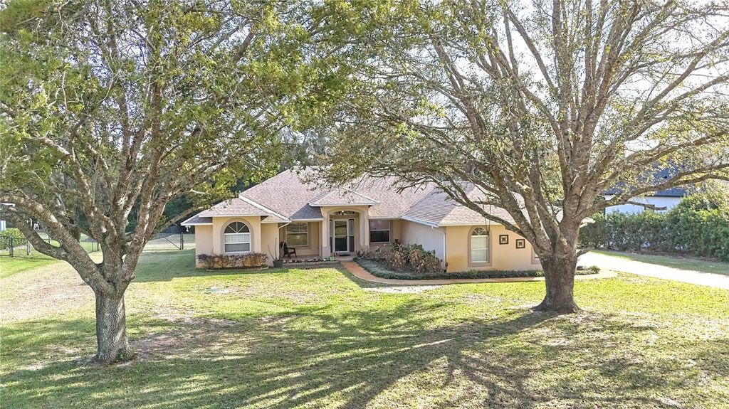 Photo of 23844 Sundance Drive, Sorrento, FL 32776 (MLS # O6388740)