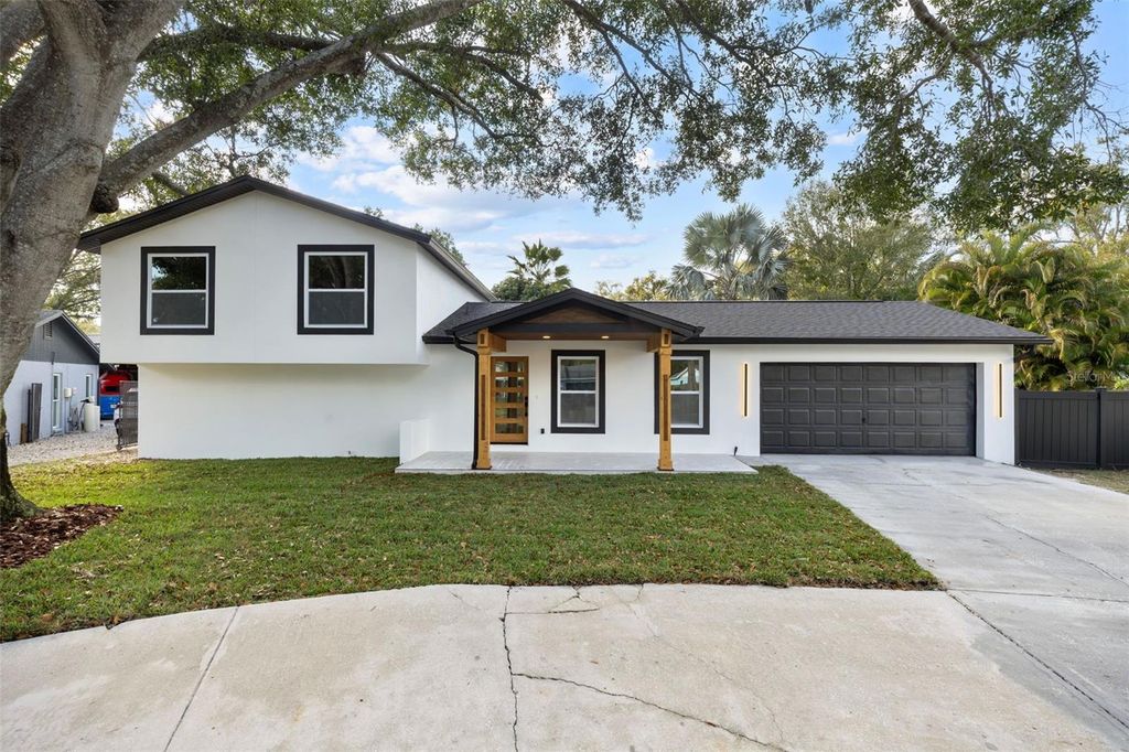 Photo of 13824 Cherry Brook Lane, Tampa, FL 33618 (MLS # TB8462880)