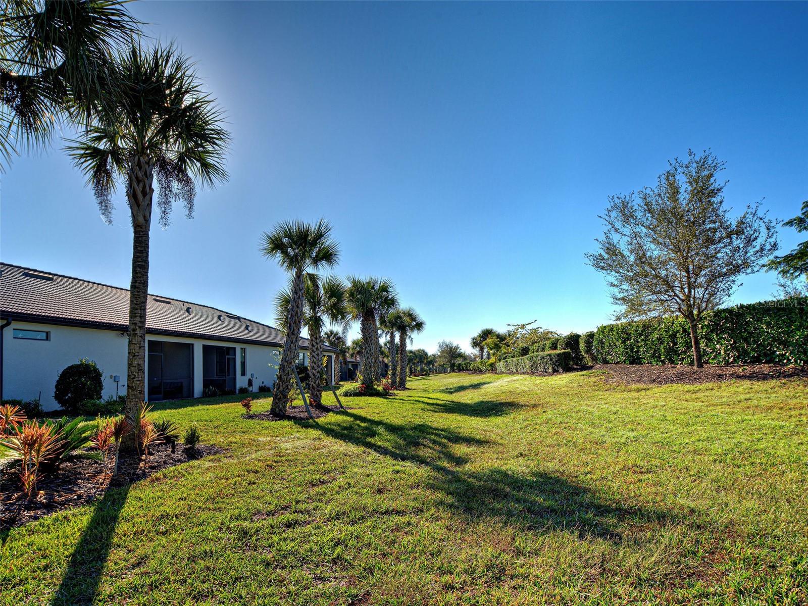 ISLANDWALK/THE WEST VLGS PH 5 - Residential