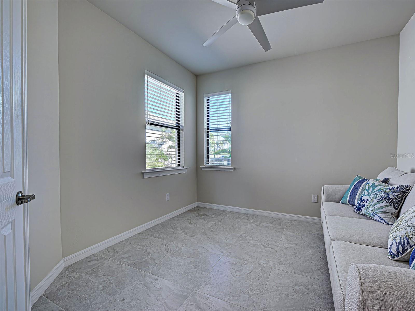 ISLANDWALK/THE WEST VLGS PH 5 - Residential