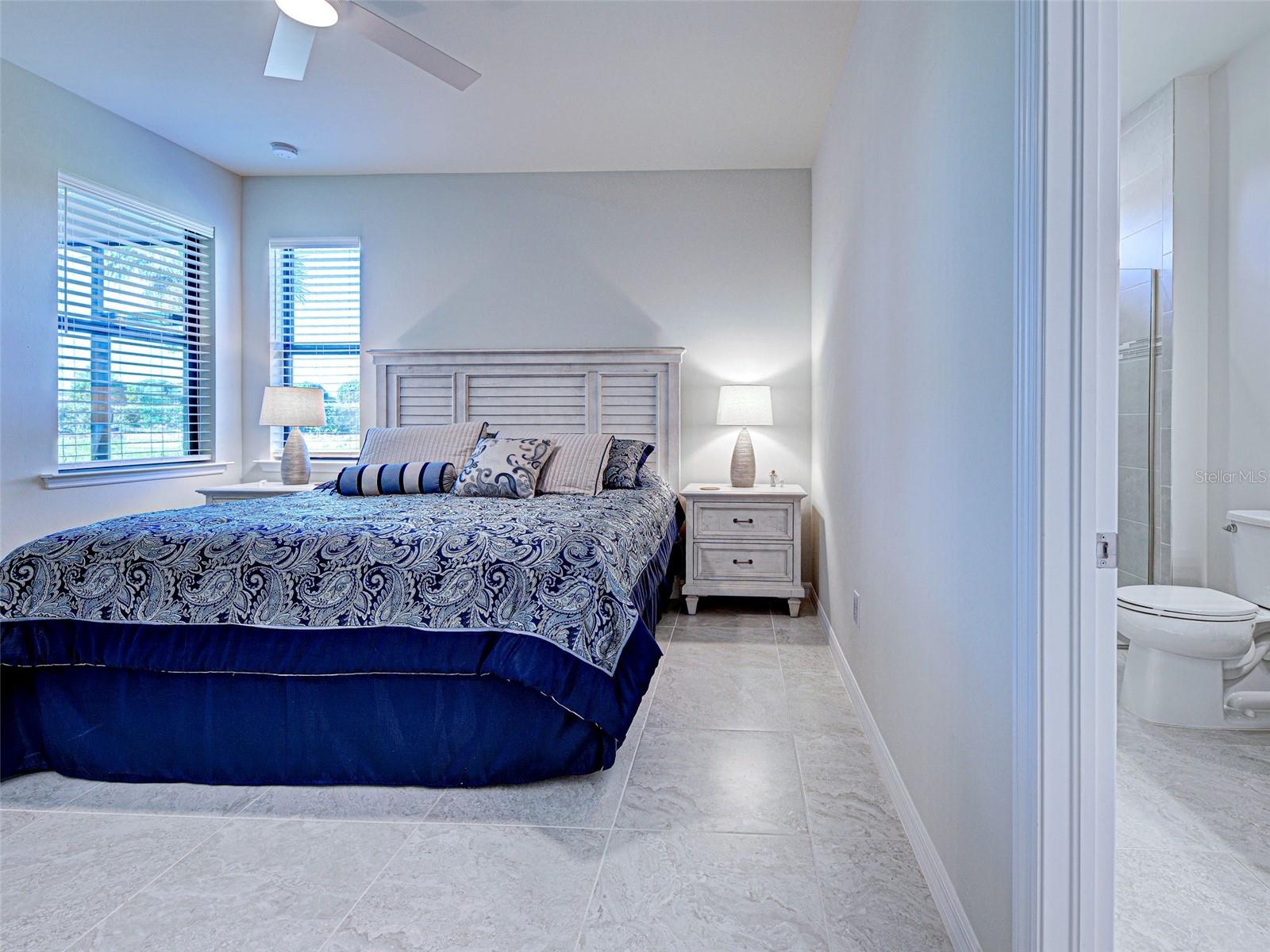 ISLANDWALK/THE WEST VLGS PH 5 - Residential