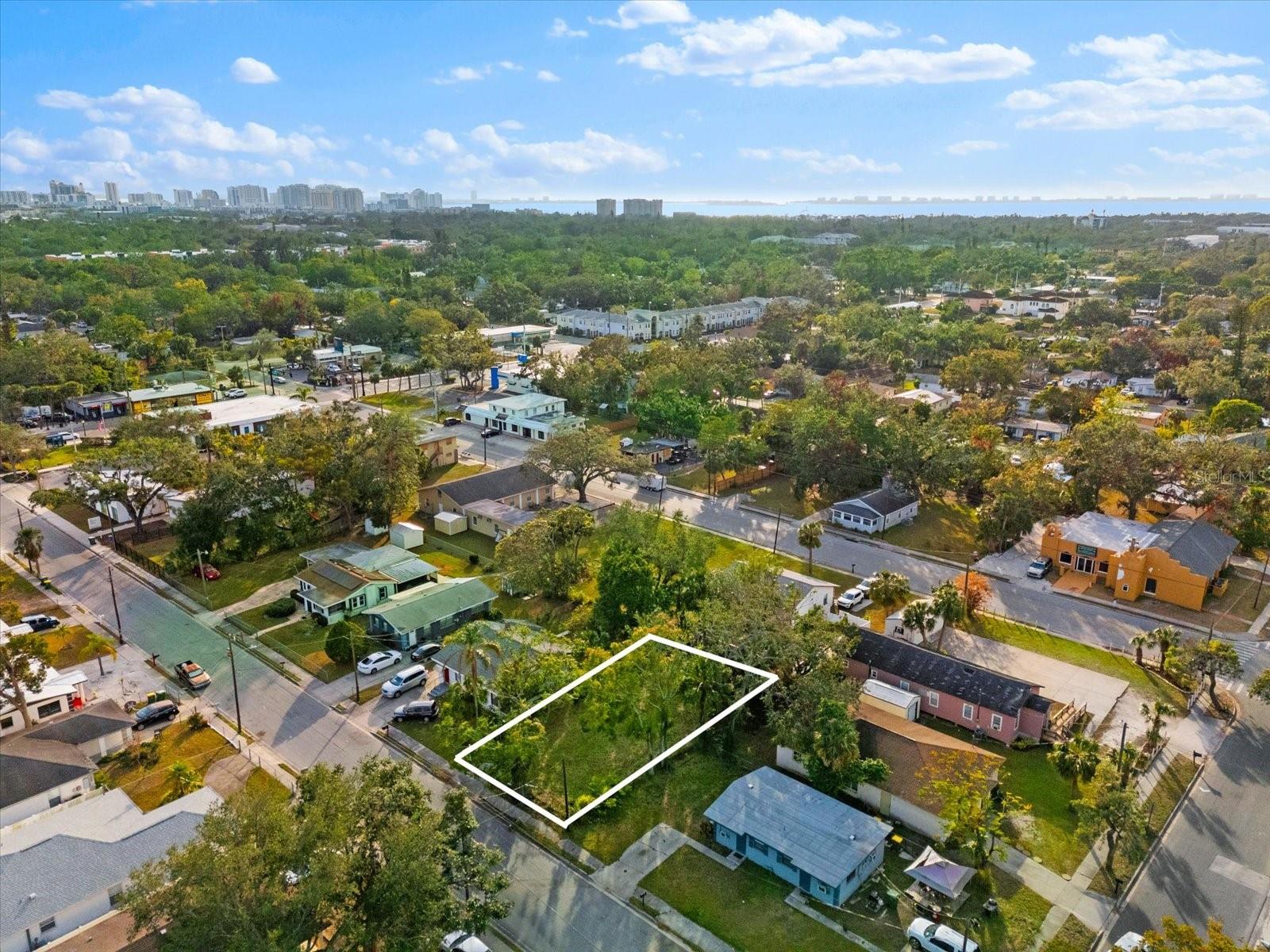 Build your DREAM HOME on this 5,175-square-foot lot near downtown Sarasota, Florida! Located in the established Newtown Heights neighborhood, this property offers easy access to Downtown Sarasota and it's many shops, restaurants and entertainment options, renowned beaches like Siesta Key, parks, and nearby schools. With NO HOA, you have the freedom to design your home your way.
This lot is already cleared, and ready for construction. Utilities, including electricity, public sewer, and water, are available as well. Don’t miss this opportunity to create your ideal home in a convenient and sought-after location.