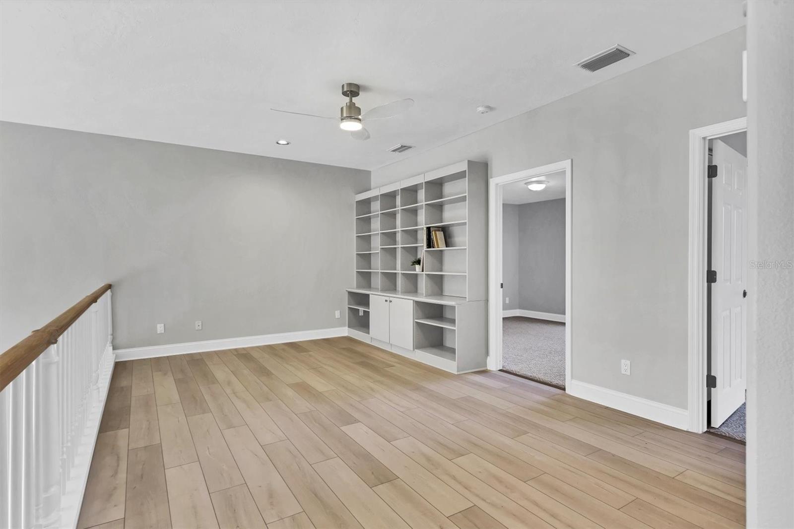 VILLAS AT EAGLES POINT - Residential