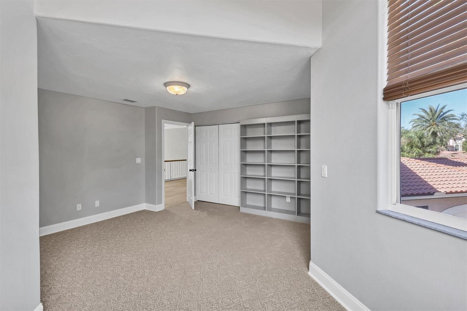 VILLAS AT EAGLES POINT - Residential