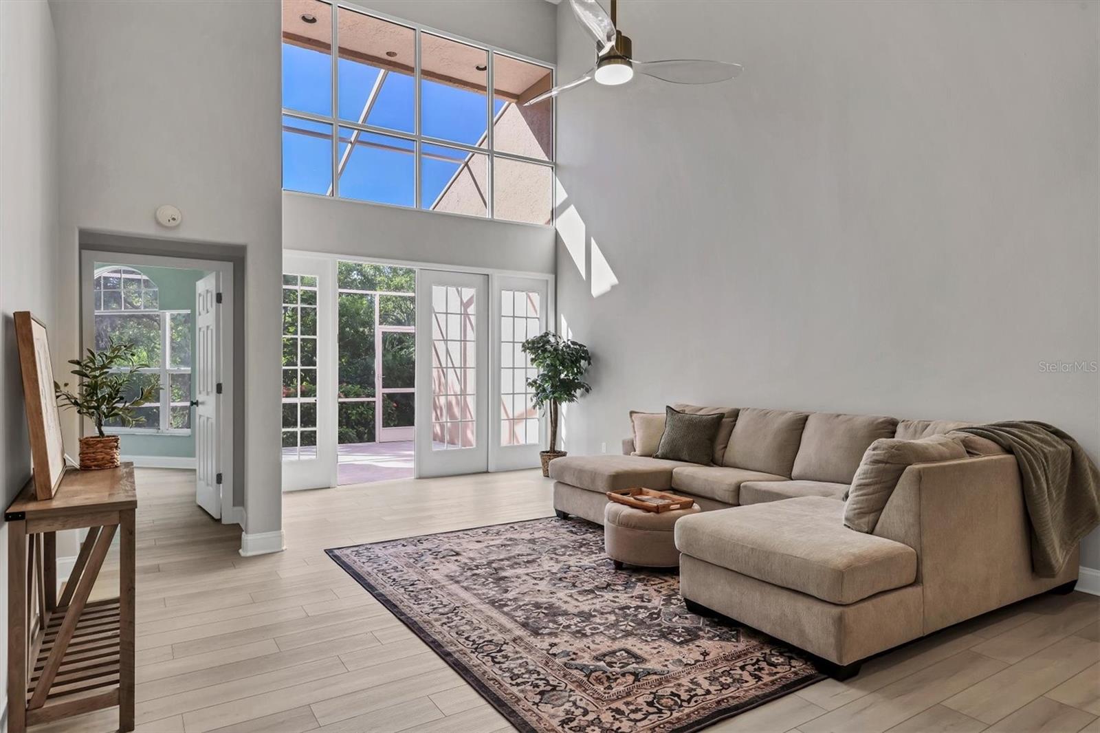 VILLAS AT EAGLES POINT - Residential