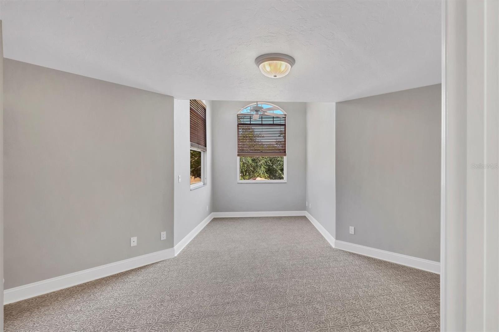 VILLAS AT EAGLES POINT - Residential