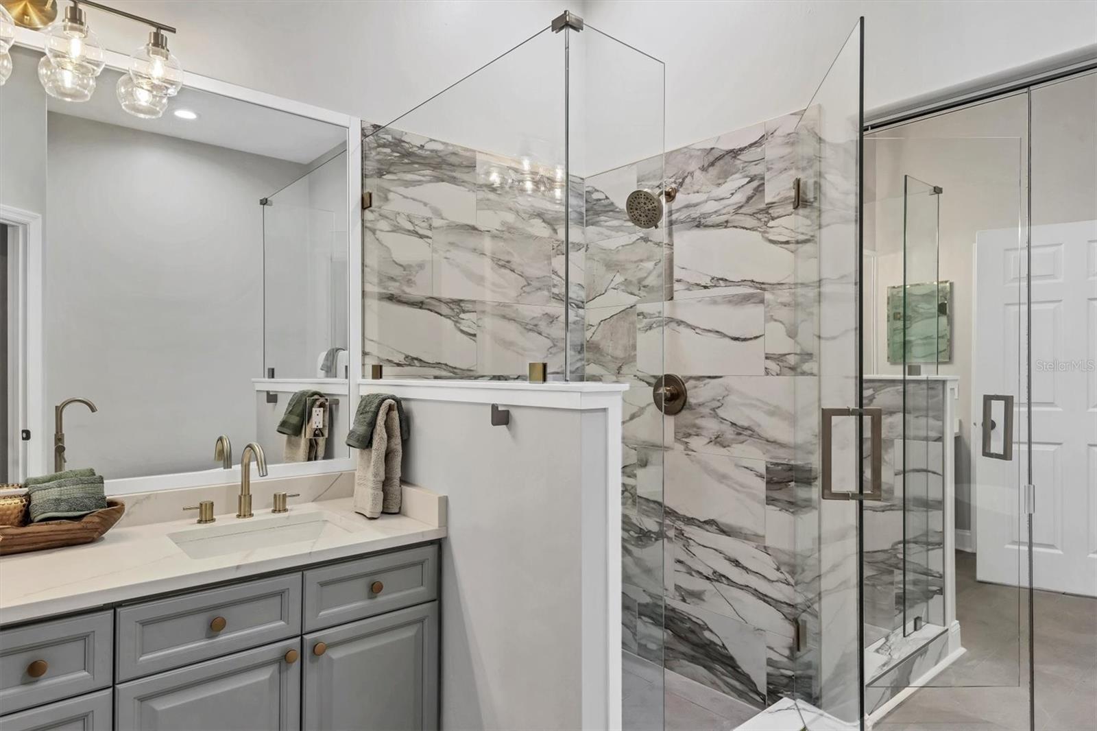 VILLAS AT EAGLES POINT - Residential