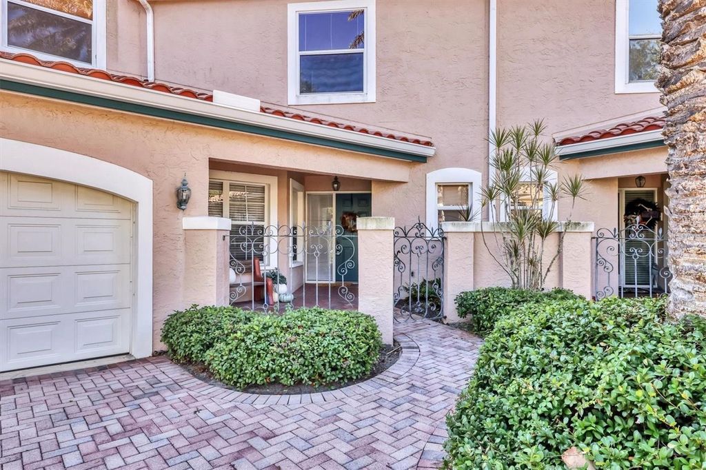 Photo of 1703 Starling Drive #1703, Sarasota, FL 34231 (MLS # A4668895)
