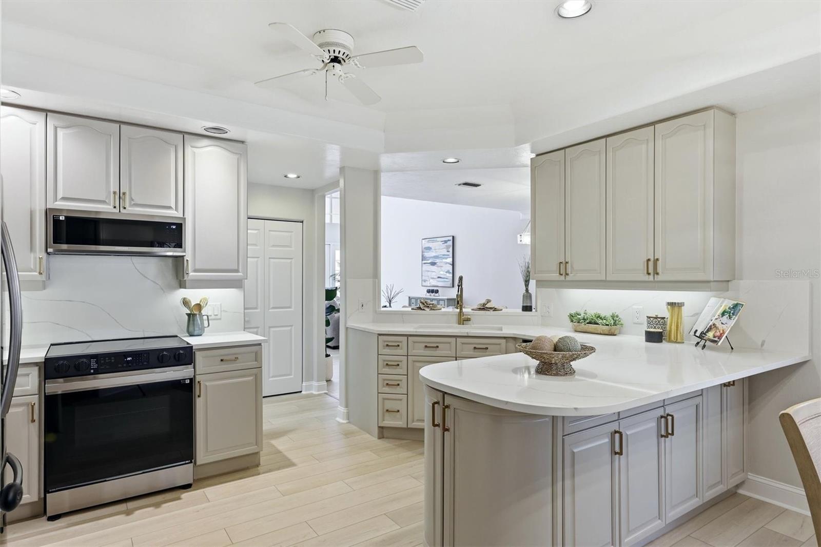 1703 STARLING DRIVE 1703